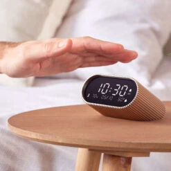 Lexon Ray Clock In Vivid Gold -Smiggle Decor Store 30372 3 046272ef 2d8e 45d1 84b6 68858910b1a6